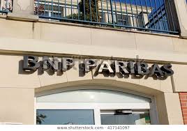 Ozoir La Ferriere France May 7 2016 Front Of The Bank Bnp Paribas Bnp Paribas Is A French Bank Born May 23 En 2020 Republica De Francia Fotos Europa Occidental
