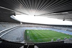 At the time, hundreds of amakhosi fans invaded the pitch in durban where some supporters attacked security. Kaizer Chiefs To Play Remaining Matches Of 2019 20 Season At Orlando Stadium
