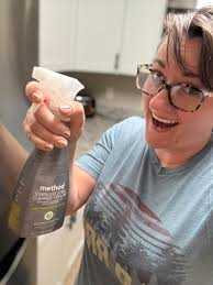 Can stainless steel polishing powder be used