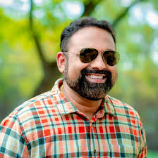 I know it is preference but would people who have been recommend doing the  skywalk with ice field and lakes tour or Banff Gondola, lake louise,  emerald, Minnewanka and Banff Town tour?