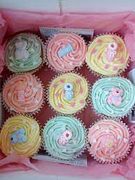 I M Kind Of Feeling Cupcakes For The Baby Shower And A Small Cake What Do You Baby Shower Cupcakes Neutral Baby Shower Cupcakes For Girls Baby Shower Cupcakes