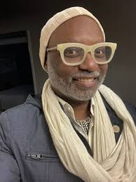 Thanksgiving is my favorite. It combines food, family, friends and  football! It is Christmas without the gifts. It is New Year's Eve without  leaving home in fancy uncomfortable clothes. It is… |