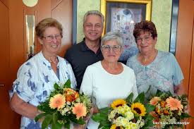 Leseomas und Leseopas leisteten 800 Stunden im vergangenen Schuljahr