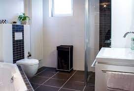 20 typische galerij van badkamers waalwijk check more at http forolatino info 20 typische g zwart wit badkamers witte badkamer badkamer