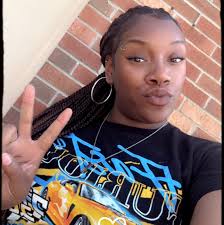 Nail tech seeking booth rental in Richmond, KY