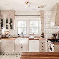 8 Great Neutral Cabinet Colors For Kitchens Kitchen Design Kitchen Remodel Country Kitchen
