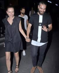 Is Neslihan Atagul Pregnant Serialy Papka