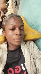 Abi na the bald head dey cause am 😒