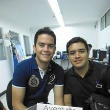 He hails from barrancas, la guajira, colombia. Una Nueva Version Del Santo Cachon Presente Che Carrillo Y Jaime Campillo Portalvallenato Net