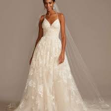 Pretty, princessy wedding dresses from oleg cassini bridal collection. Oleg Cassini Wedding Dresses By Season