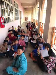 As salam kawan2.ni ada abm utk tema pakaian.minggu ni kami buat tema ni.so gambar ni boleh dipelbagaikan aktivitinya.pandai2 lah yer. Children International Friendship Sk Batu Kawan Rasmi Facebook