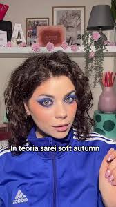 Soft Autumn e Blu Freddo: Un Dilemma di Armocromia