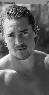 Alexander Dreymon is a German-born actor, best known for his role as Uhtred  of Bebbanburg in the Netflix series "The Last Kingdom". Feel free to  message me privately ok don't be scared