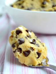 Cookie Dough Vegan Aux Pepites De Chocolat Del S Cooking Twist Recette Cookie Vegan Cookies Et Biscuits Pate A Biscuits Vegetalienne