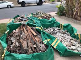 Bagster Vs Dumpster Rental For Your Junk Removal Home Fixated Now you can clean up after almost any renovation, remodel, or move in 3 easy steps: bagster vs dumpster rental for your