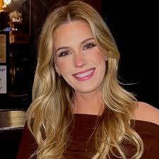 Isabel Newman (@beautybyybell) · Chesterfield