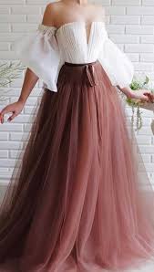 45 Stunning Prom Dress Ideas That Ll Make You Swoon In 2020 Stunning Prom Dresses Unique Formal Dresses Fashion Dresses