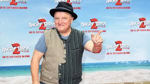 März, biografie und steckbrief auf geboren.am. Jung Schon Axel Prahl Zeigt Seine Neue Freundin Promiflash De