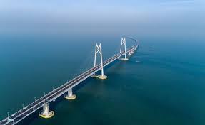A maior ponte pedonal suspensa do mundo está a ser construida em arouca. Maior Ponte Maritima Do Mundo E Inaugurada Na China Casa Vogue Cidade