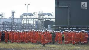 Lowongan skk migas about satuan kerja khusus pelaksana kegiatan usaha hulu minyak dan gas bumi (skk migas) [caption id=attachment_12318. Jaga Produksi Migas Pergantian Petugas Tetap Dilakukan Di Tengah Wabah Corona Bisnis Liputan6 Com