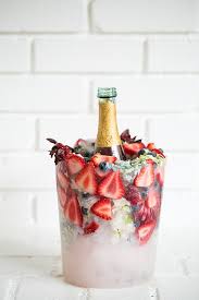 Otherwise, you will put the woman you are trying to cheer up or impress in a bad mood since russians bring flowers in even numbers only to cemeteries. Charming Diy Wine Chiller Bucket With Flowers Sugar And Charm