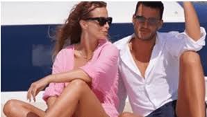 Cristina ferreira surge aos beijos com ruben rua e escandaliza fãs cristina ferreira partilhou uma imagem na qual surge praticamente a dar um beijo na boca de ruben rua. Jj8ruxd9niva8m