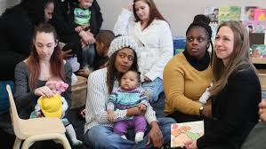 Chelsea clinton is now a mother of three! Chelsea Clinton Helps Unveil Learning Space For Kids In Courthouse