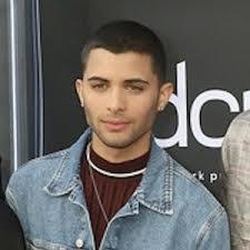 Erick Colon's Instagram, Twitter & Facebook