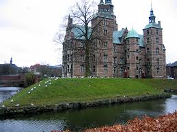 Rosenborg castle is a renaissance castle located in copenhagen, denmark. File Rosenborg Slot Copenhagen 008 Edited Jpg Wikipedia