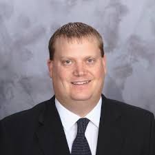 I'm excited to share that I have accepted a position with Sherwin-Williams  as a Management and Sales Intern! I'm very excited to see what the summer  has in store. Thank you to