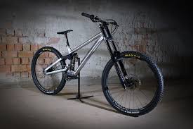 Fixie bikes don't need things like shifters, extra cables, freewheel hubs and shocks. The Shredmaster Is A High Pivot 29er Gearbox Downhill Bike That Takes A Water Bottle Pinkbike
