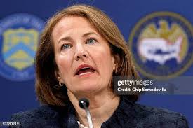 Small Business Administrator Karen Mills, Treasury Secretary Timonthy...  News Photo