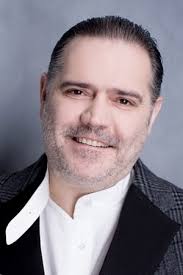 Reparto de Domestic (película 2012). Dirigida por Adrian Sitaru