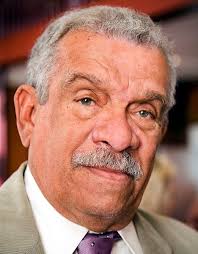 1930-2017: The most important West Indian poet and dramatist writing in  English today. Walcott has lived most of his life in Trinidad. He was  awarded the Nobel Prize for literature in 1992.