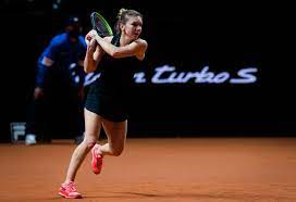 Simona halep reuşea să intre în top 10 pe 27 ianuarie 2014, după parcursul de la acea ediţie a australian open, când atingea sferturile de finală. Halep Sweeps Into Quarters Svitolina Ousts Kerber In Stuttgart