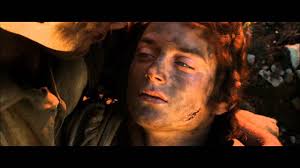 This is the final battle scene between the good and evil from the lord of the rings. Lotr The Return Of The King I Can T Carry It For You But I Can Carry You Youtube