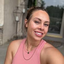 Austin Vickers's Instagram, Twitter & Facebook