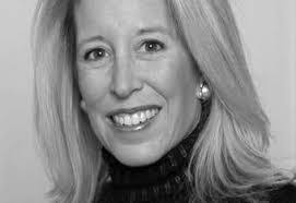 Lisa Sharkey's Instagram, Twitter & Facebook