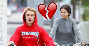 Has there ever been a love that's more pure and sacred than the legendary romance between justin bieber and selena gomez? Selena Gomez And Justin Bieber Are On A Break Celebuzz