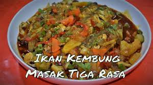 Ikan kembung selain dimasak juga dapat diolah menjadi ikan kembung isi yang lezat, di video ini saya sampaikan cara bikin ikan. Ikan Kembung Masak Tiga Rasa Yang Mudah Cepat Dan Sedap Youtube
