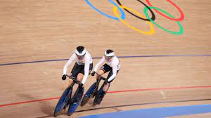 Emma hinze im velodrome izu. Isd9wdwr1twwpm