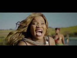 New dancing video of new song by makhadzi named tshikwama produced by master kg#makhadzi #master_kg Makhadzi Tshanda Vhuya Official Music Video Youtube