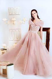 Christian Siriano Pre Fall 2020 Fashion Show Fashion Show Fashion Christian Siriano