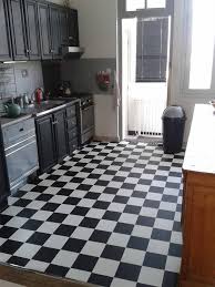 Cuisine A Carreaux Noir Et Blanc Kuche