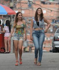 Or simply paraisópolis) is a brazilian access prime telenovela created and written by alcides nogueira & mário teixeira and directed by wolf maya, premiered on may 11, 2015 on rede globo at 7:35 p.m. Stai Ten Scena Stiprus I Love Paraisopolis Yenanchen Com