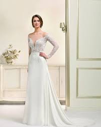 Ich wollte gerne mal wissen ob es eine seite gibt wo auch die preise zu sehen sind?! Festtruhe Mode De Pol Kollektion 2018 Brautmode Kleid Hochzeit Braut