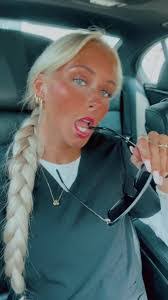 Abbe Wagner's Instagram, Twitter & Facebook