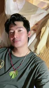 Kwintas Gamit ang Dahon ng Kamoteng Kahoy