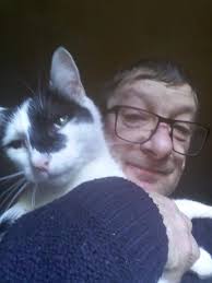 This is Tilly, she's not the most photogenic. Show her your weird cattos so  she doesn't feel so alone!