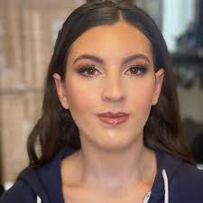 Carol Korbel's Instagram, Twitter & Facebook